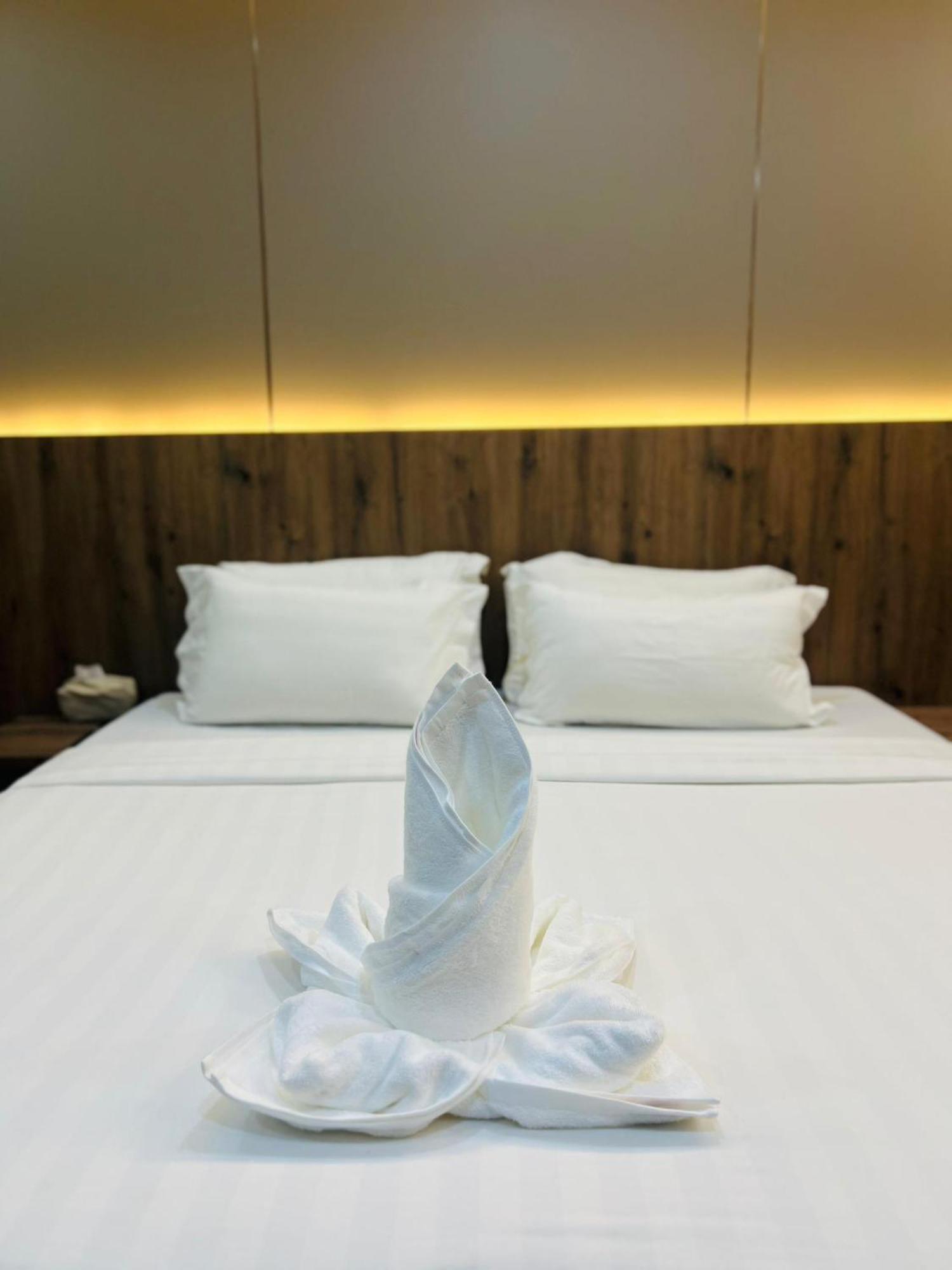 Kkia Hotel Kota Kinabalu Ngoại thất bức ảnh